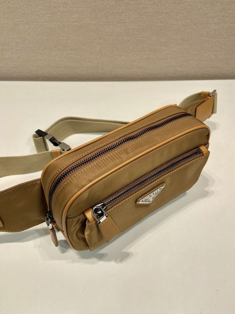 Pra*a waist chest packs